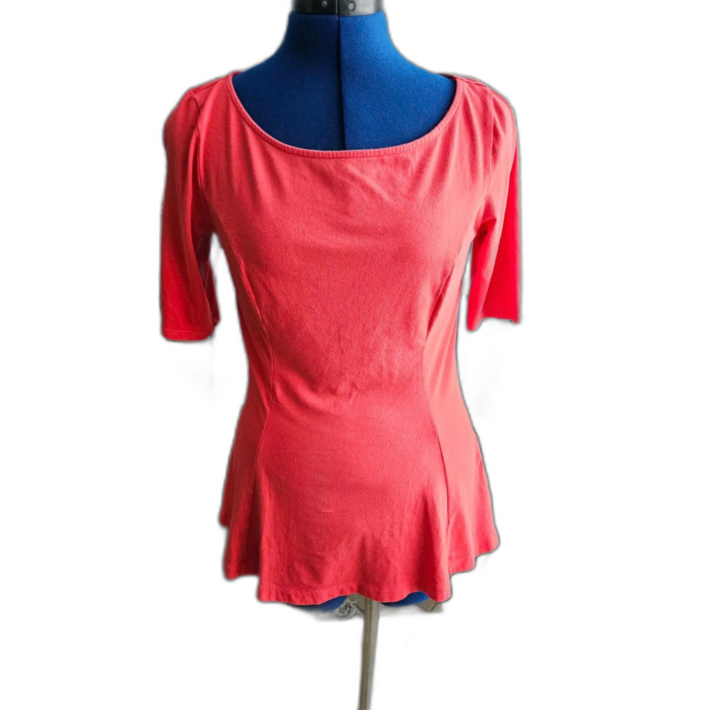 GUESS Women’s M Coral Pink Peplum Top 3/4 Sleeve Scoop Neck